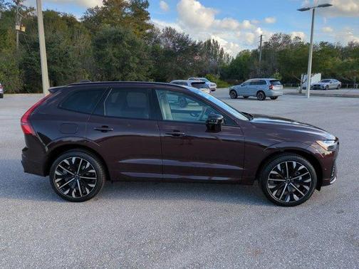 2026 Volvo XC60 B5 Ultra