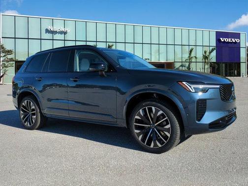 2026 Volvo XC90 B6 Ultra Dark Theme 7-Seater