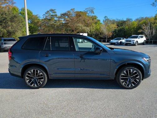 2026 Volvo XC90 B6 Ultra Dark Theme 7-Seater