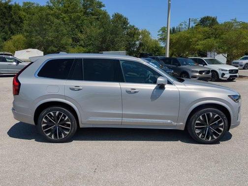 2025 Volvo XC90 Plug-In Hybrid T8 Plus 7-Seater
