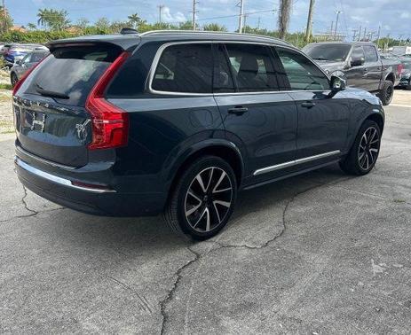 2023 Volvo XC90 B5 Plus