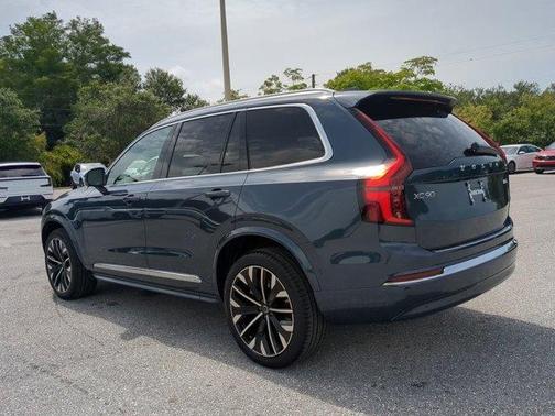 2026 Volvo XC90 B6 Plus 7-Seater