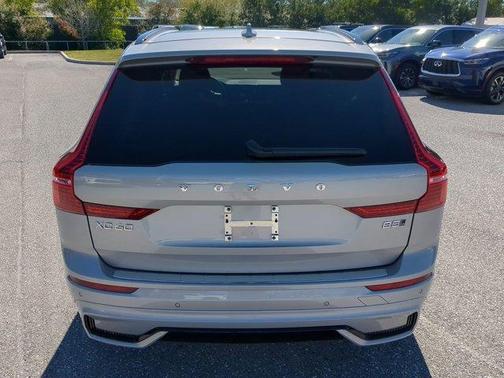 2025 Volvo XC60 B5 Core