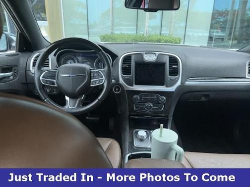 2018 Chrysler 300 Limited