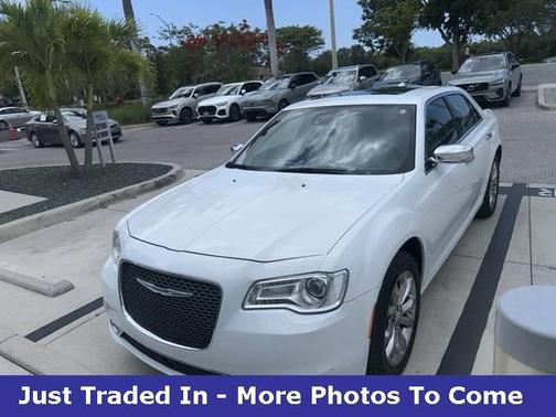 2018 Chrysler 300 Limited