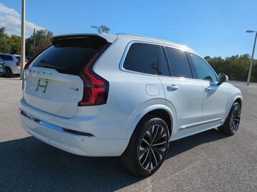 2026 Volvo XC90 B6 Ultra 7-Seater