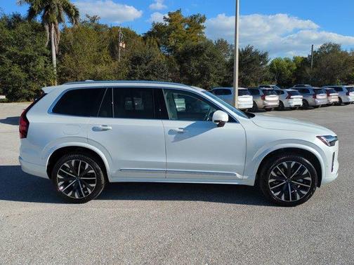 2026 Volvo XC90 B6 Ultra 7-Seater