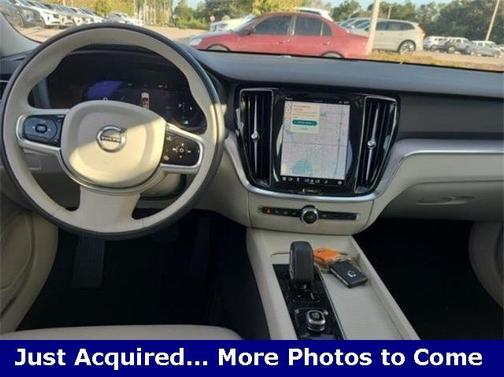 2024 Volvo S60 B5 Core Dark Theme