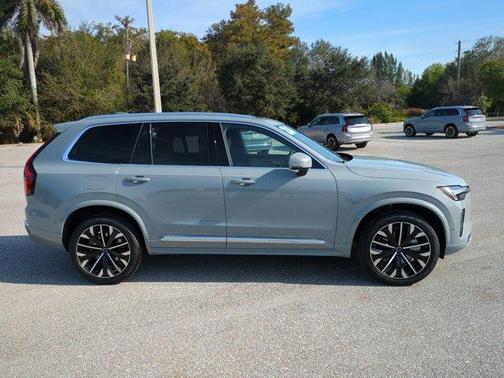 2026 Volvo XC90 B6 Plus 7-Seater