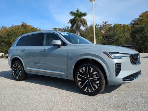 2026 Volvo XC90 B6 Plus 7-Seater