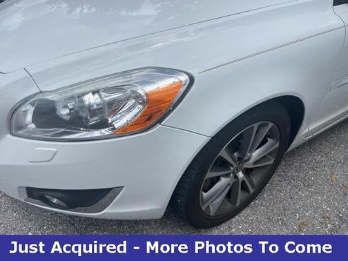 2013 Volvo C70 T5 Platinum