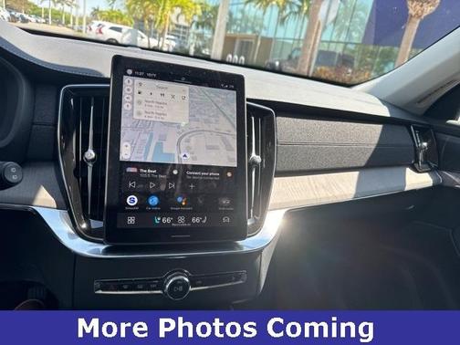2025 Volvo XC90 Plug-In Hybrid T8 Ultra 7-Seater