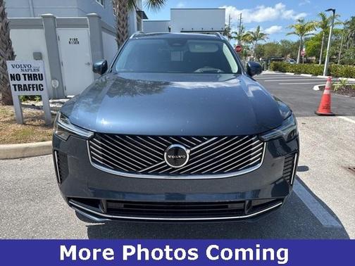 2025 Volvo XC90 Plug-In Hybrid T8 Ultra 7-Seater