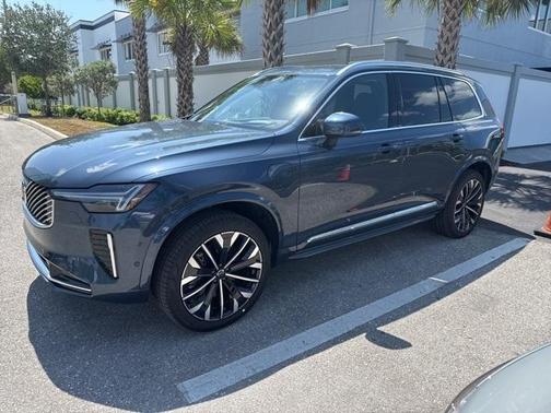 2025 Volvo XC90 Plug-In Hybrid T8 Ultra 7-Seater