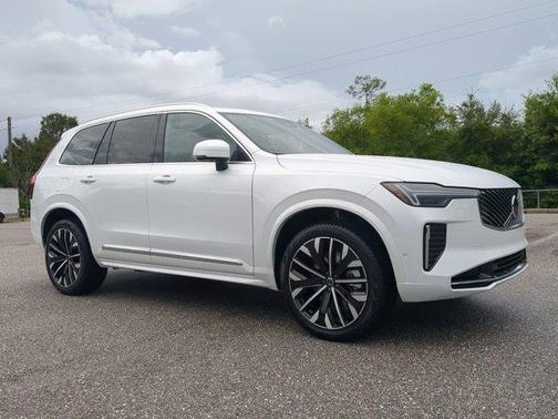 2026 Volvo XC90 PLUS
