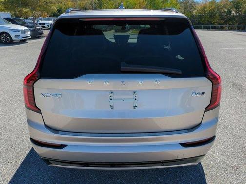 2026 Volvo XC90 B6 Ultra Dark Theme 7-Seater