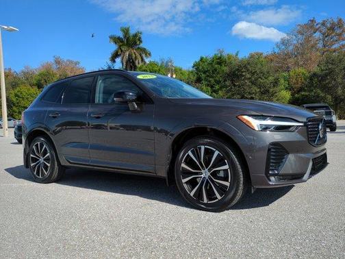 2026 Volvo XC60 B5 Ultra