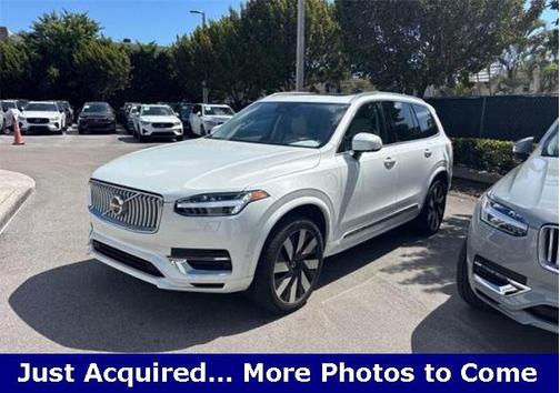 2024 Volvo XC90 Recharge Plug-In Hybrid T8 Plus 6 Passenger