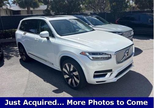 2024 Volvo XC90 Recharge Plug-In Hybrid T8 Plus 6 Passenger