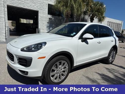 2016 Porsche Cayenne Base