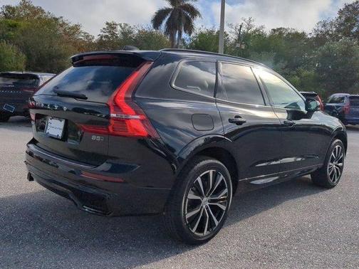 2025 Volvo XC60 B5 Plus