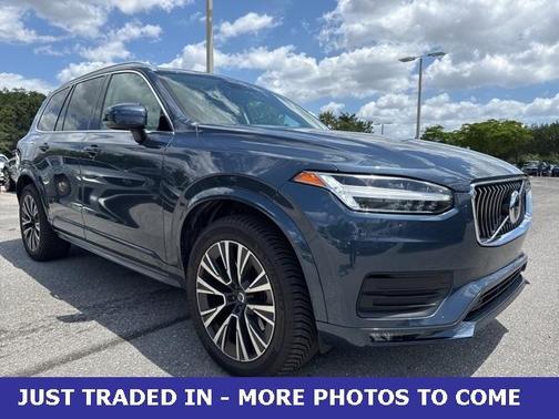 2020 Volvo XC90 T6 Momentum 7 Passenger