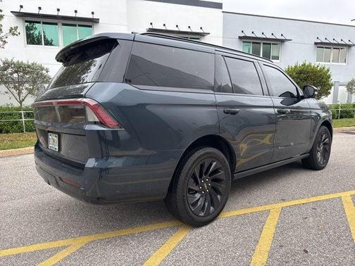 Blue Metallic 2025 Lincoln Navigator Reserve