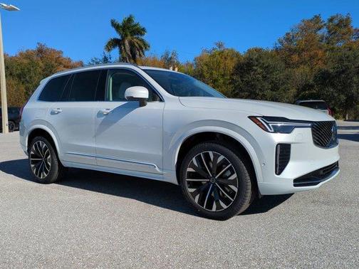 2026 Volvo XC90 B6 Ultra 7-Seater