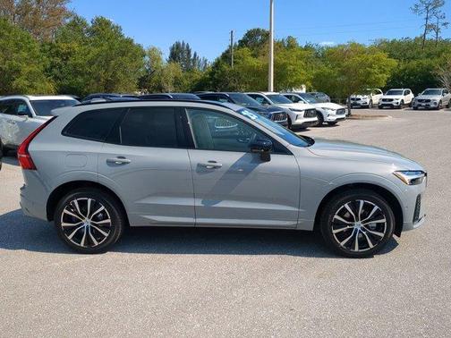2025 Volvo XC60 B5 Plus