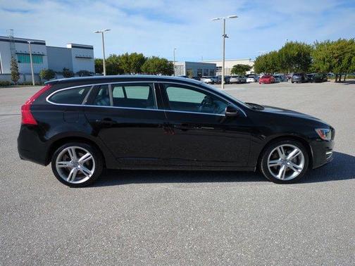 2016 Volvo V60 T5 Premier