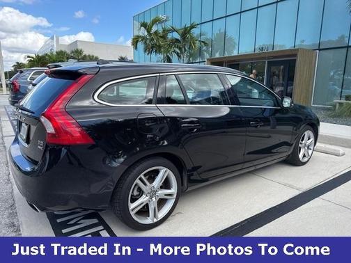 2016 Volvo V60 T5 Premier