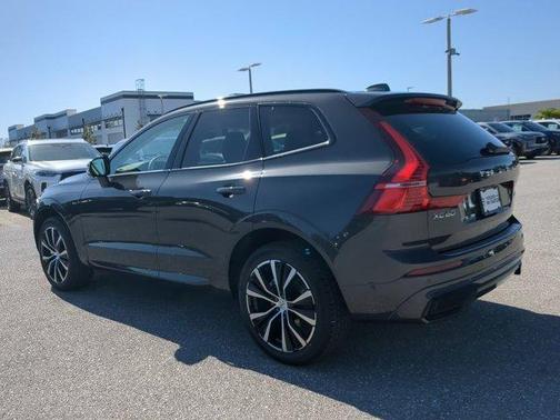 2025 Volvo XC60 B5 Plus