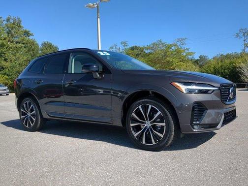2025 Volvo XC60 B5 Plus