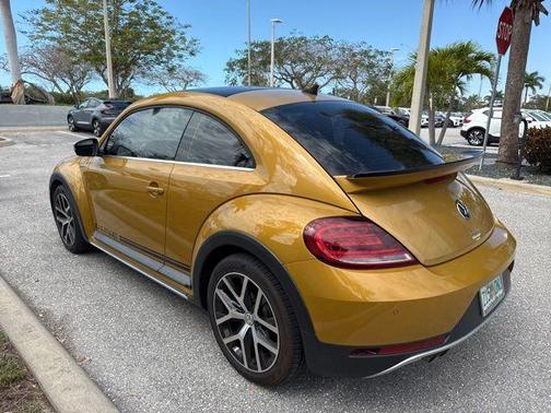 2018 Volkswagen Beetle 2.0T Dune