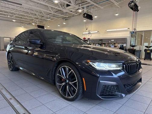 Phytonic Blue Metallic 2021 BMW 530 i