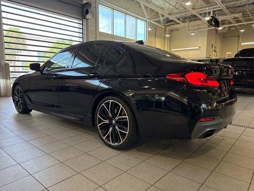 Phytonic Blue Metallic 2021 BMW 530 i