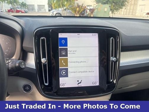 2019 Volvo XC40 T5 Momentum