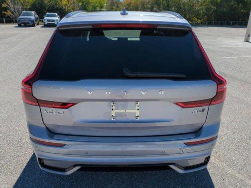 2026 Volvo XC60 B5 Core