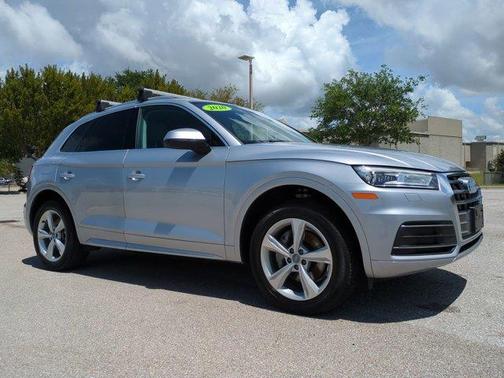 Florett Silver Metallic 2020 Audi Q5 45 Premium