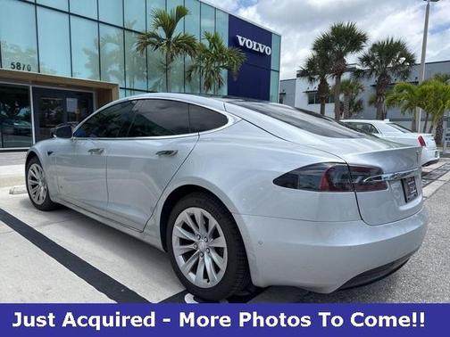 2018 Tesla Model S 75D