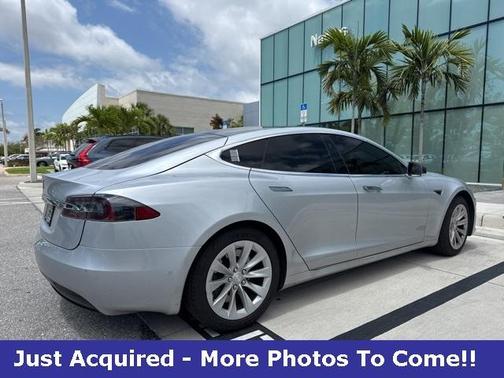 2018 Tesla Model S 75D