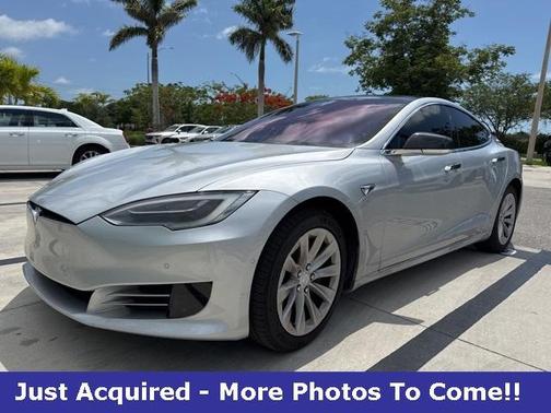 2018 Tesla Model S 75D