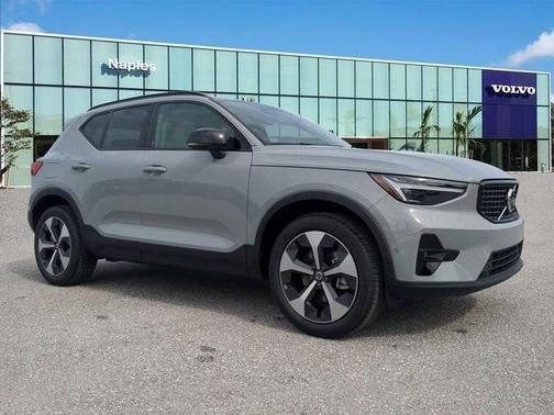 2026 Volvo XC40 B5 Plus