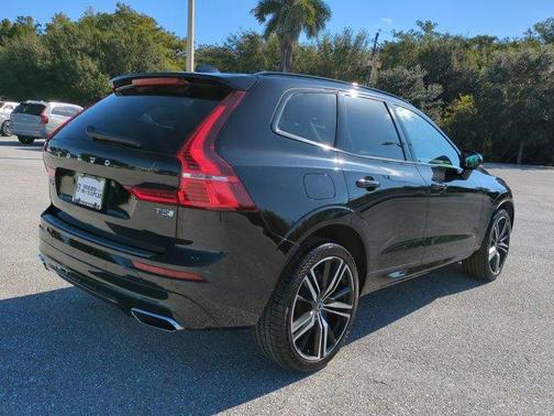 2021 Volvo XC60 T5 R-Design