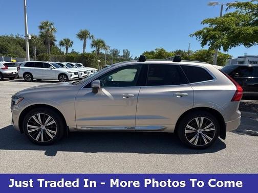 2023 Volvo XC60 B5 Plus Bright Theme