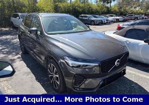 2023 Volvo XC60 B5 Plus Dark Theme