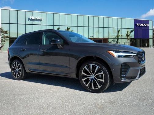 2023 Volvo XC60 B5 Plus Dark Theme