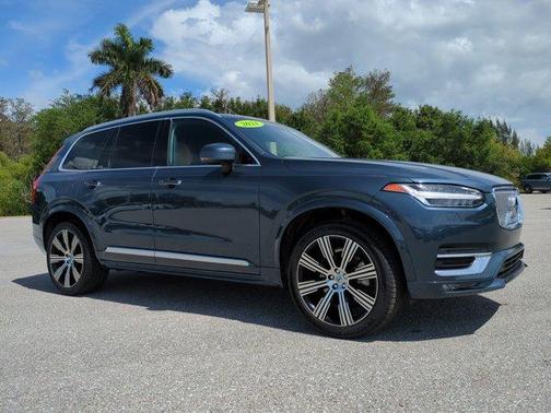 Denim Blue Metallic 2021 Volvo XC90 T6 Inscription 7 Passenger