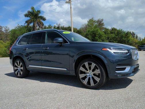 2021 Volvo XC90 T6 Inscription 7 Passenger
