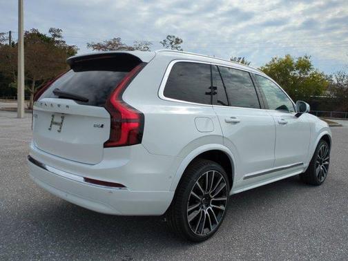 2026 Volvo XC90 B6 Ultra 7-Seater